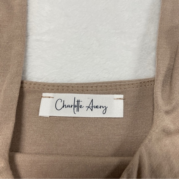 Francesca’s boutique double lined square neck tank top - Picture 4 of 4